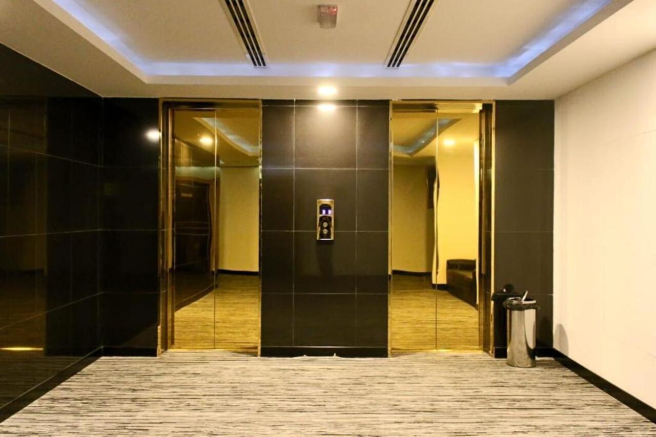 Hotel Parkside Plaza Maskat Exterior foto